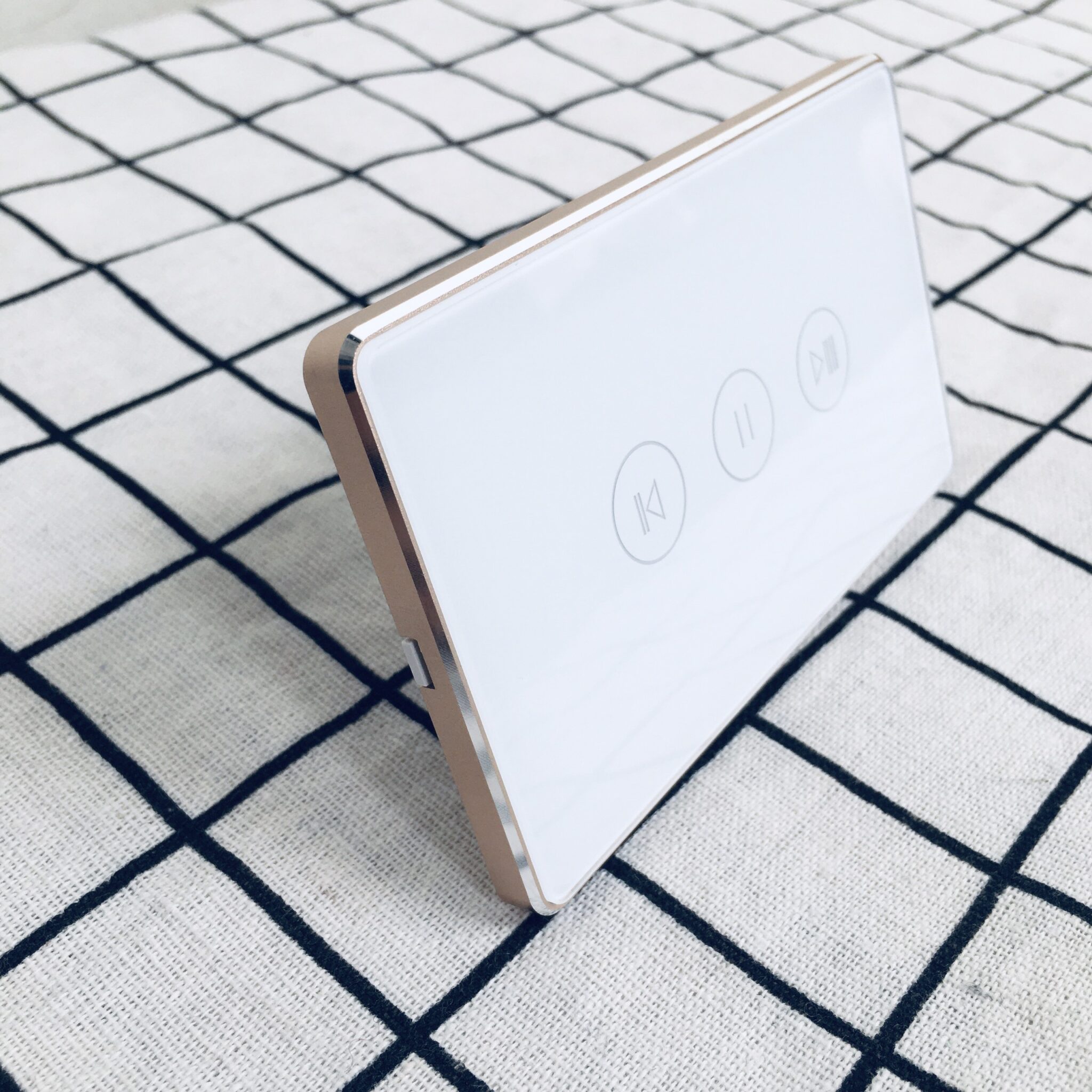 Công tắc Tuya điều khiển Cửa cuốn/Rèm/Cổng tự động-Zigbee